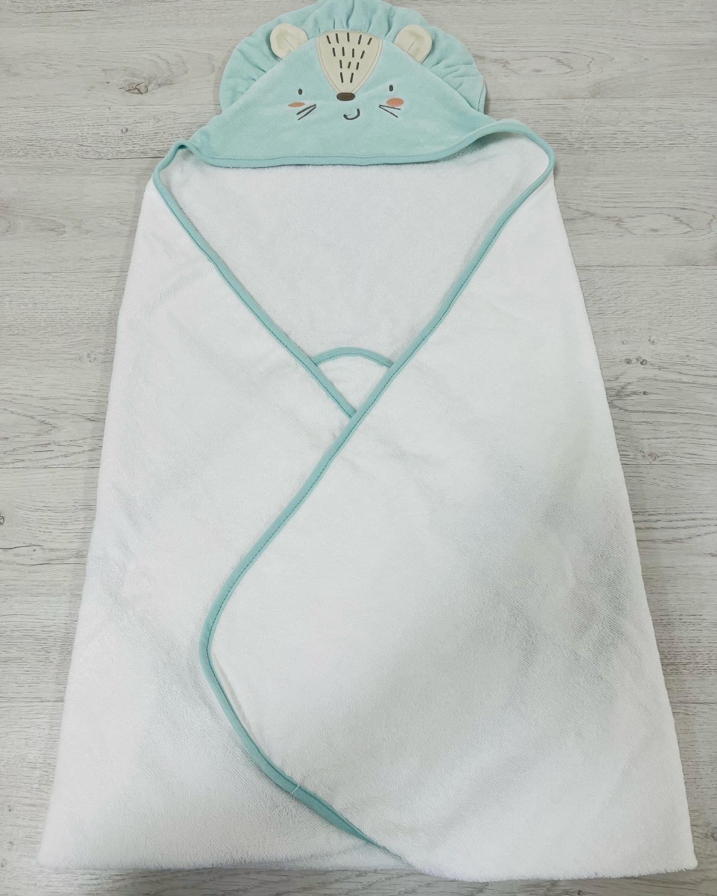 Бебешка хавлия с качулка Hooded Towel with Embroidery 90x90 см