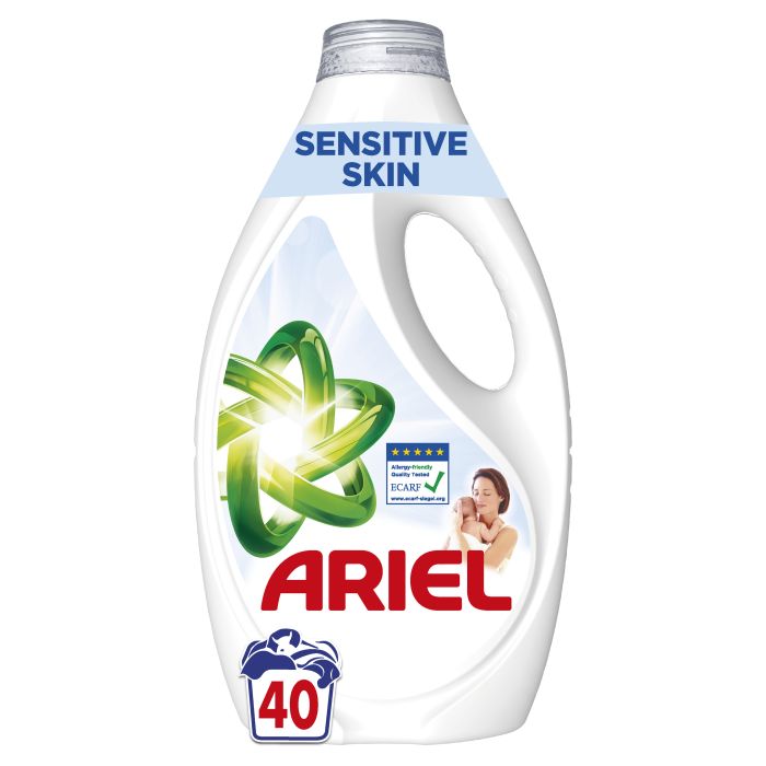 Течен перилен препарат Ariel Sensitive Skin 40 пранета 1800 мл