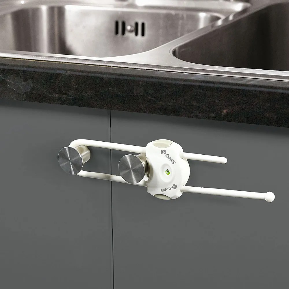 Осигурителна ключалка за шкаф cabinet slide lock